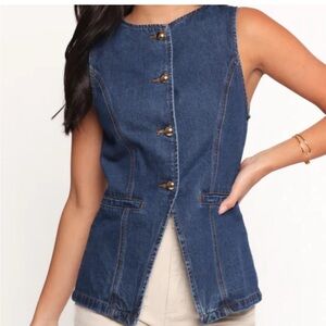 NWT Sincerely Jules Denim Vest With Gold Buttons